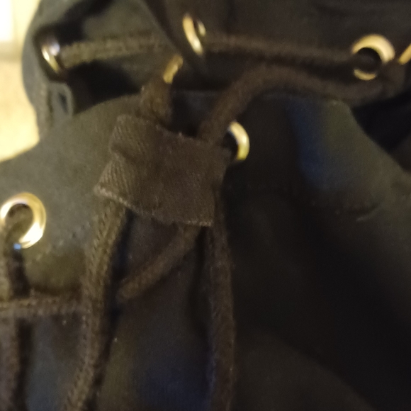 VS Backpack - Picture 5 of 9